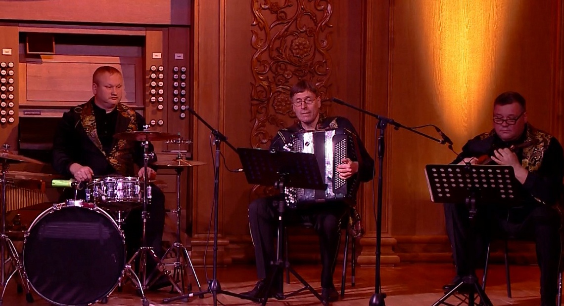 В Пензе ансамбль «Губерния» представил экспериментальную программу «Музыка без слов»